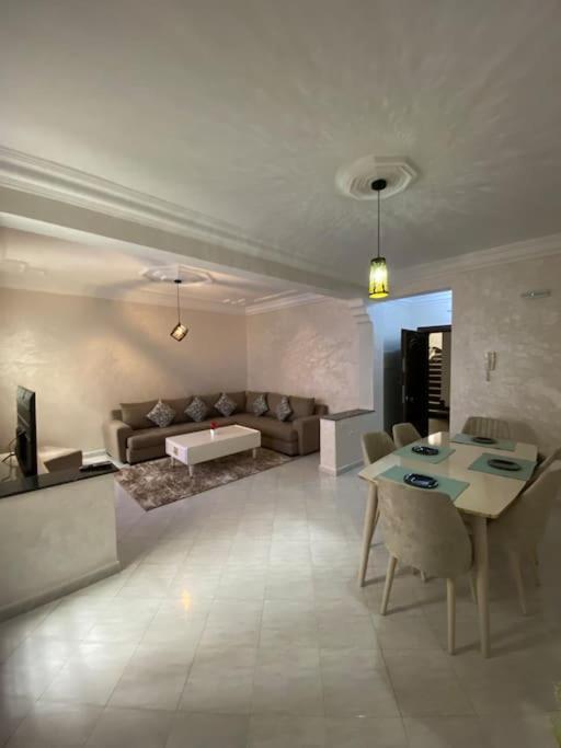 Appartement Au Centre-Ville De Tanger Nejma N°31 Tânger Exterior foto